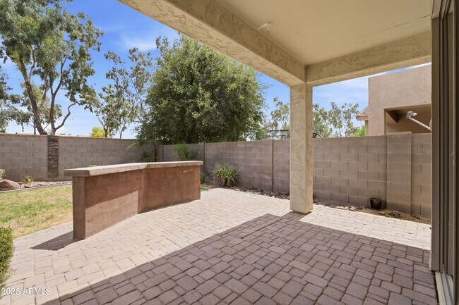 Building Photo - 4157 E Santa Fe Ln