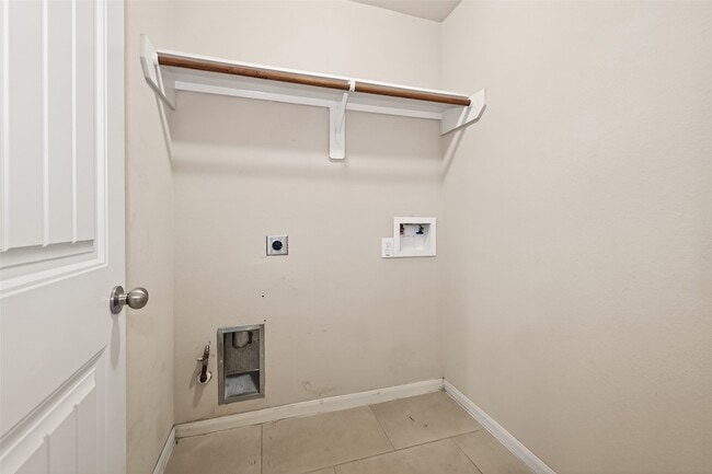 Building Photo - 19339 Vermillion Ct