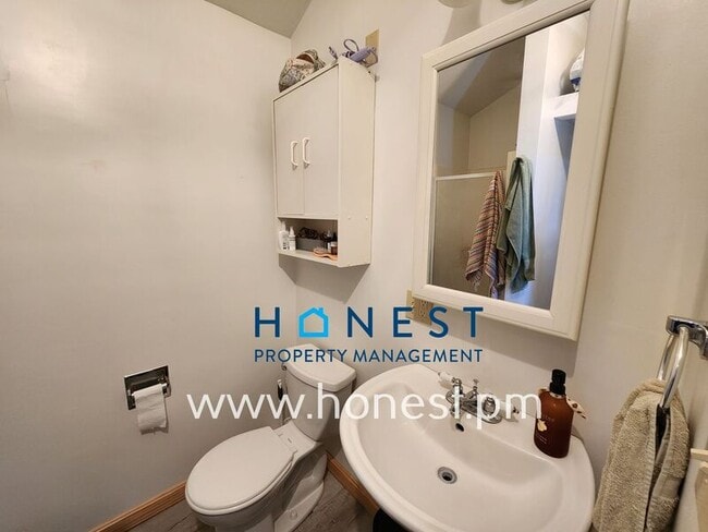 Building Photo - 9 High St