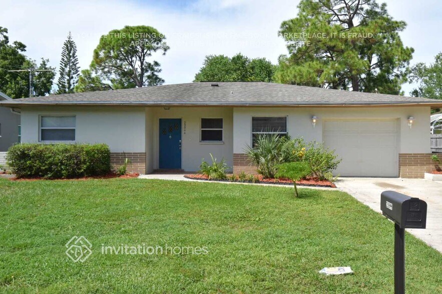 Primary Photo - 29944 69th St N