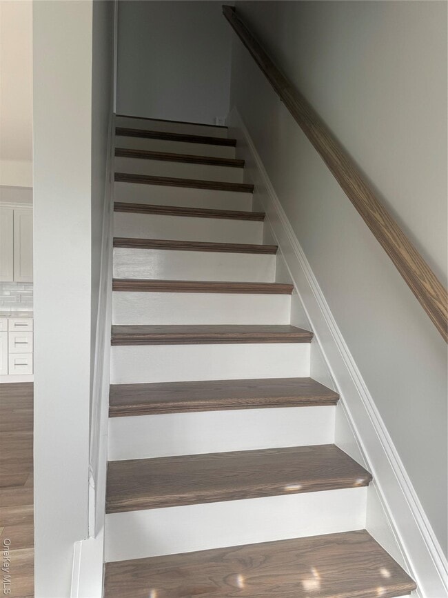 Building Photo - 10 Vermont St