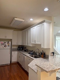 Building Photo - 5053 Donovan Dr