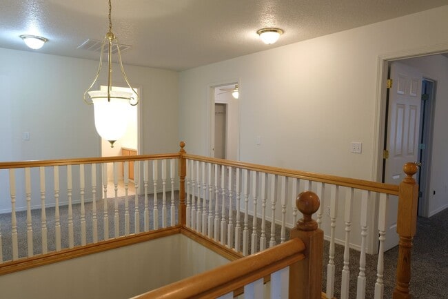 Building Photo - ***REST OF JANUARY FREE***? Your Dream Rental: Large, Serene Home with Fenced Yard?