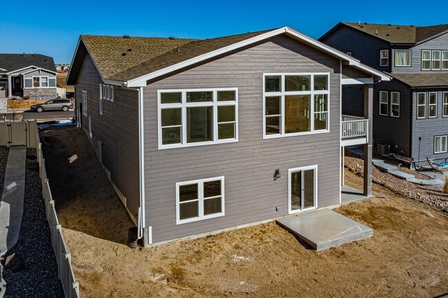 Building Photo - $2700 - 4BR/3.5BA Brand New House in Merid...