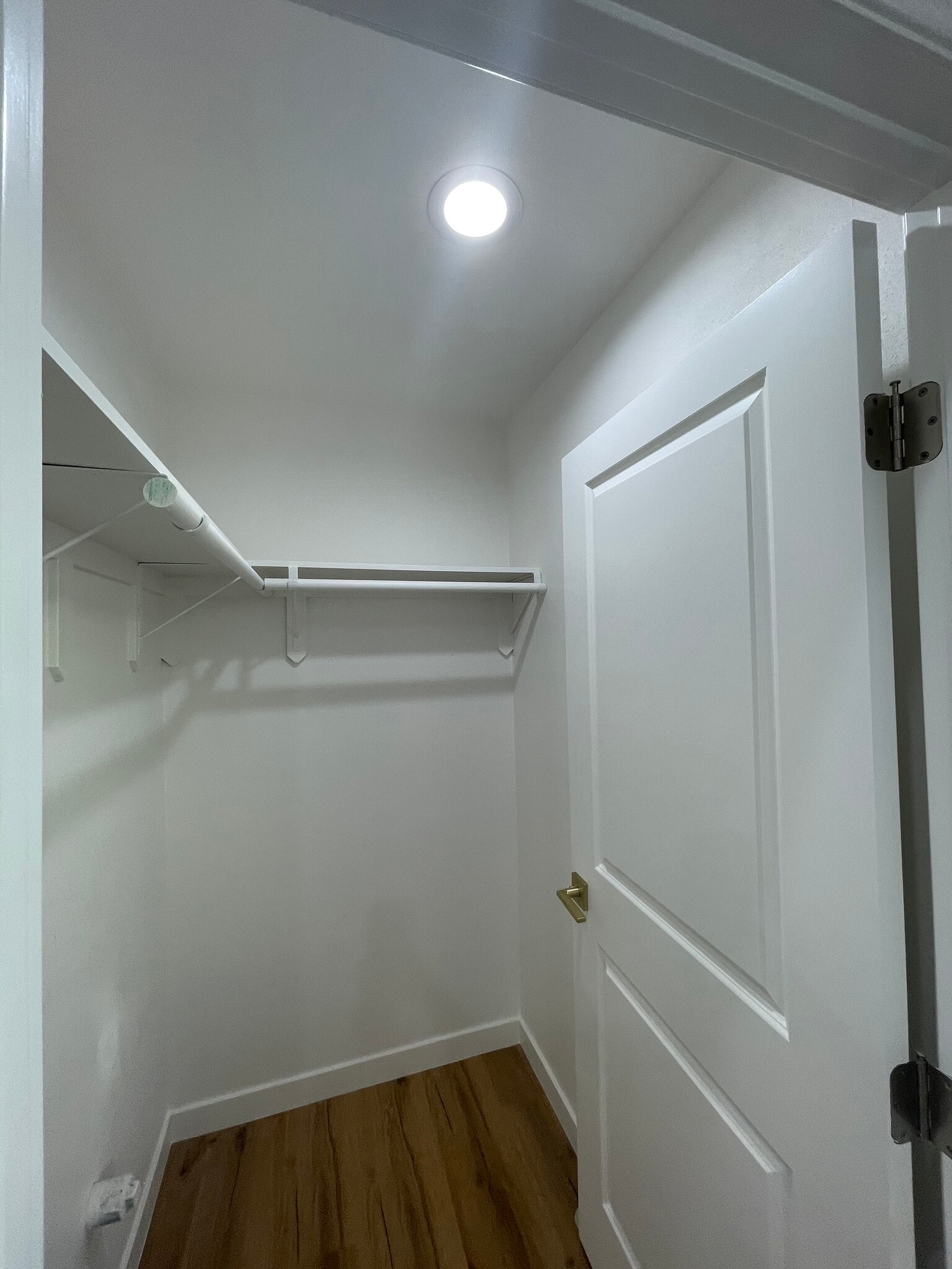 Building Photo - 1346 W 37th St