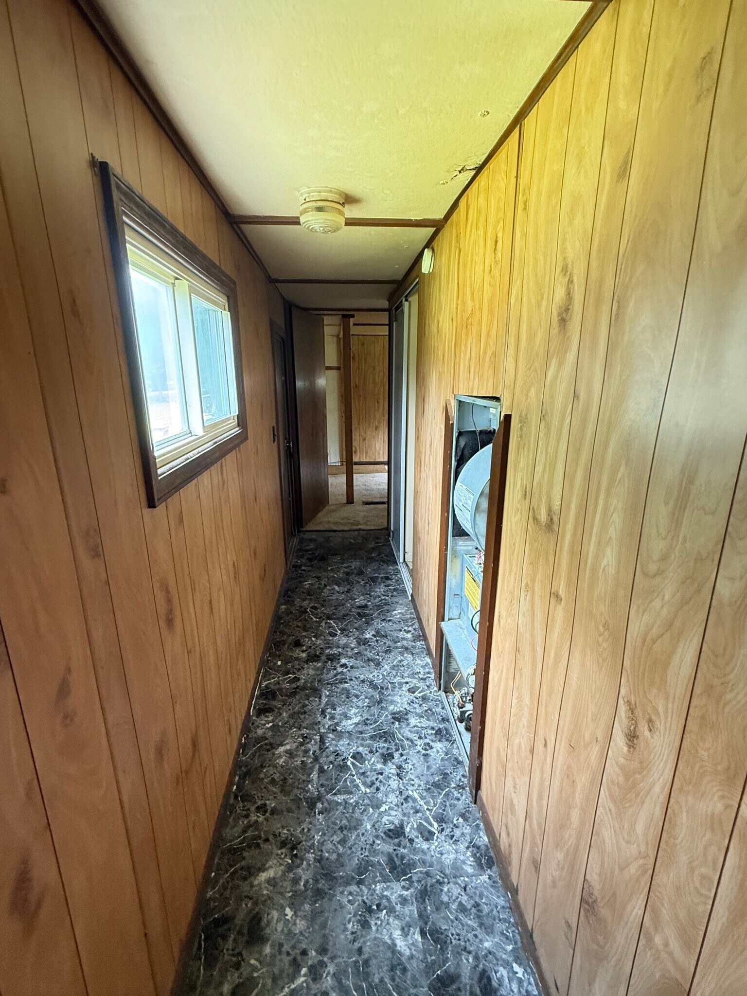 Building Photo - 1404 Rumbaugh Ln