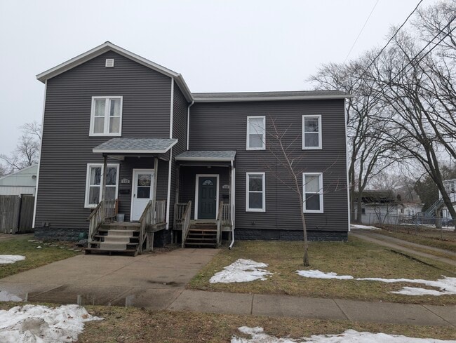 Building Photo - 110 N Albee St