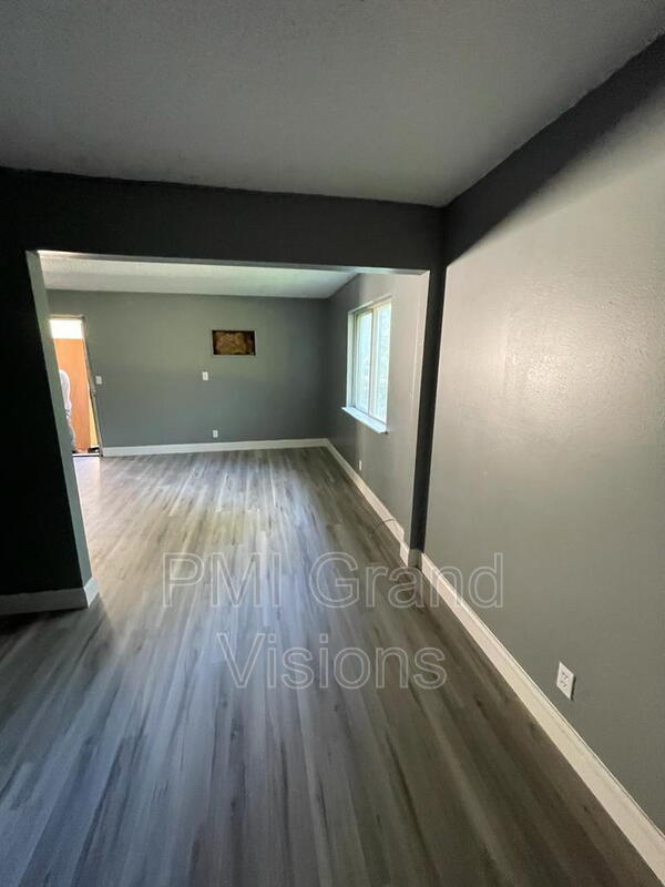 Building Photo - 1343 N Gulick Ave