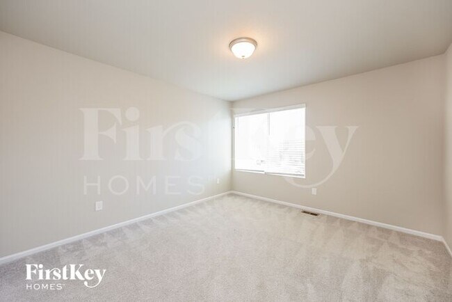 Building Photo - 11132 Murrelet Dr