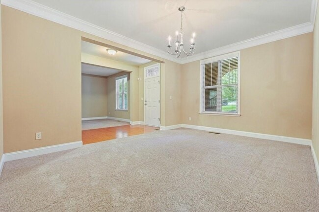 Building Photo - 1010 Chelsey Way