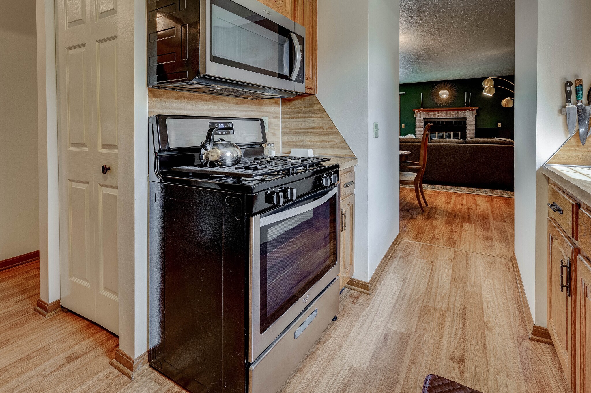 Building Photo - 6524 Blossomwood Cir NE