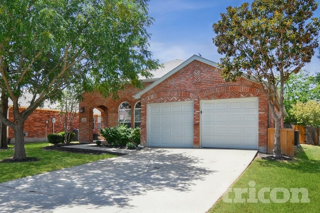 Building Photo - 143 Redbud Dr