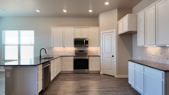 Building Photo - 2602 Ivy Ct