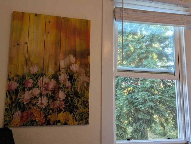 Building Photo - 19105 NE 112th Ave