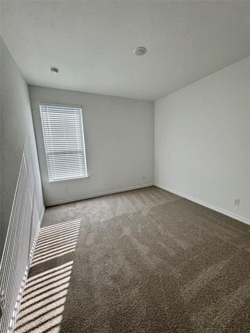 Building Photo - 504 Saddle Ln
