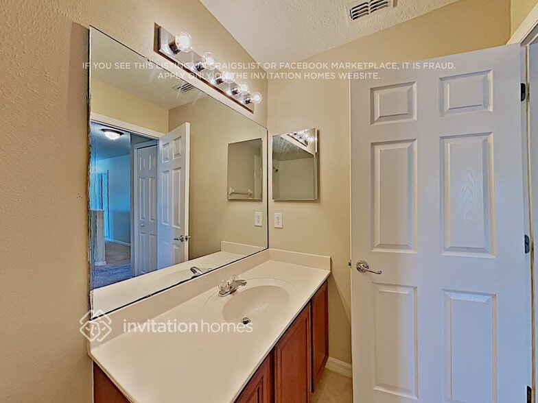 Building Photo - 1330 Juniper Hammock St