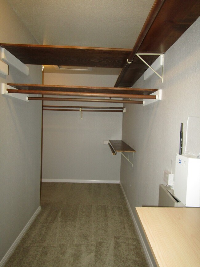 Building Photo - 10602 Cranford Ct