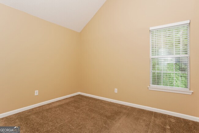 Building Photo - 4530 Talon Way