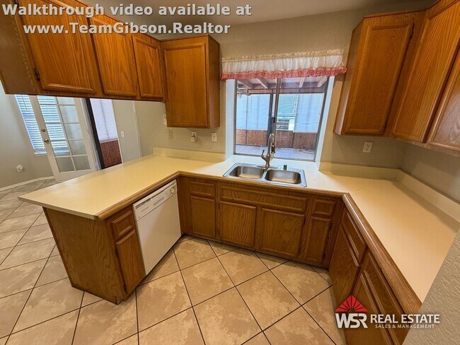 Building Photo - 13584 Searson Dr