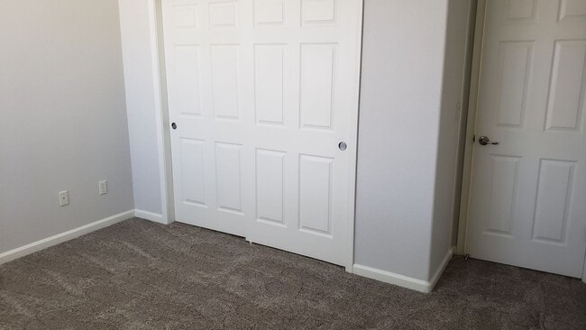 Building Photo - ONLY $2,475 PER MONTH RENT FOR THIS SUPER ...