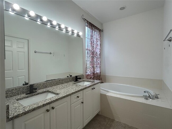 Building Photo - 2549 Twain Dr