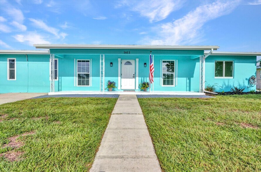 Primary Photo - 1611 Sheehan Blvd