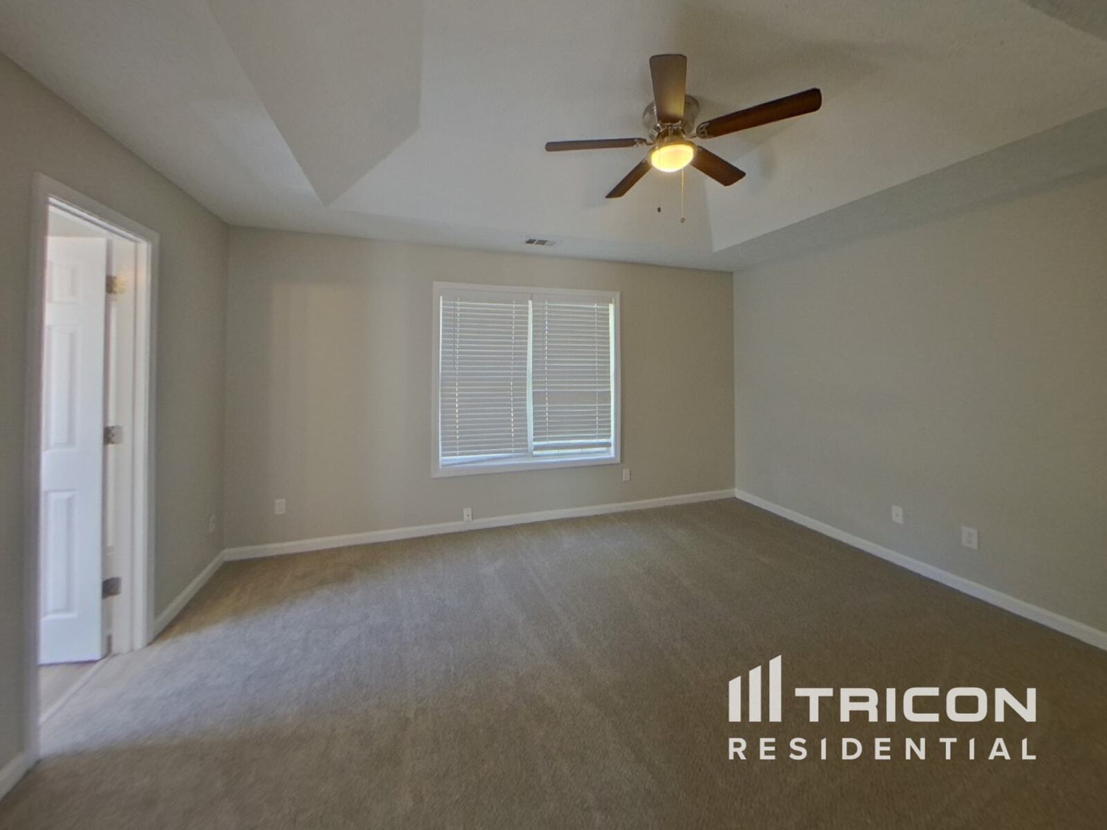 Building Photo - 329 Reisling Dr