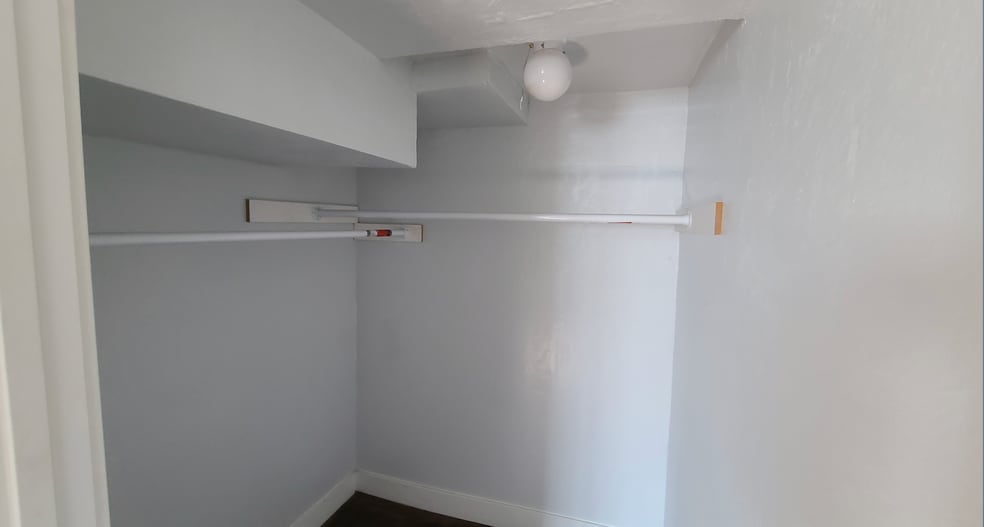 Building Photo - 848 N 600 W