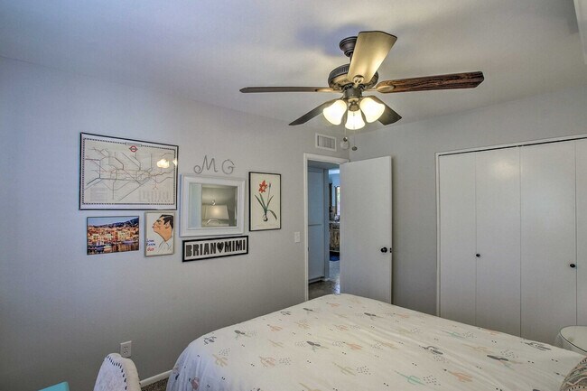 Building Photo - 8109 East Vía Sonrisa-SI ID1385972P