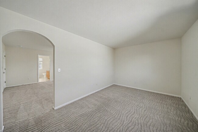 Building Photo - 5604 S Andes St