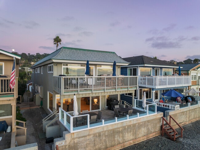 Building Photo - 1812 Ocean Front