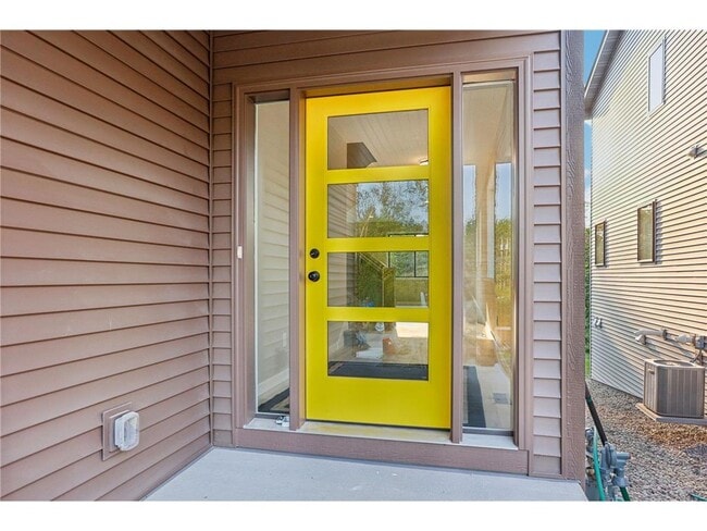 Building Photo - 4093 Isaac Ct