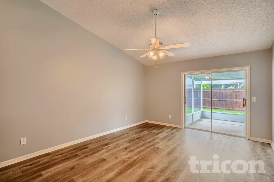 Building Photo - 9610 Fox Hearst Rd