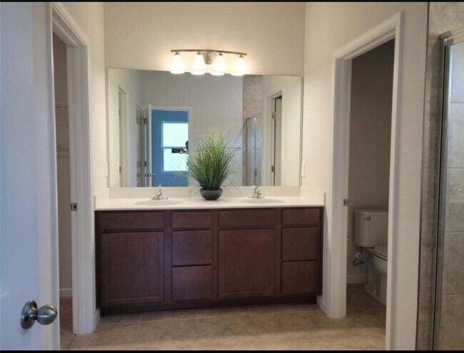 Building Photo - 4162 Keeson Cir
