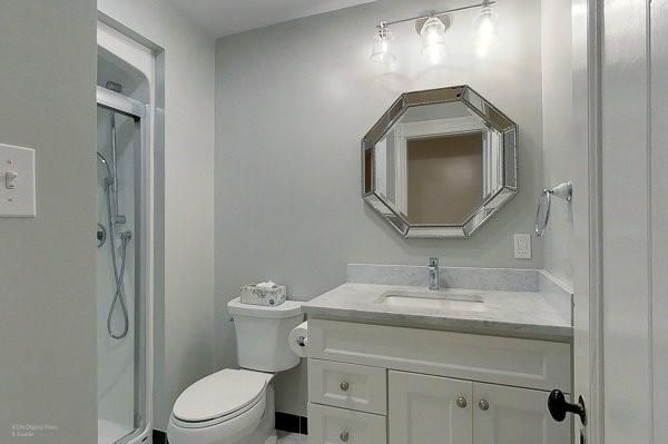 Building Photo - 16 Bull St