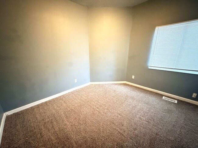 Building Photo - 1017 Laurel St