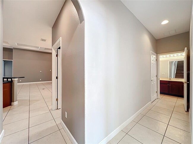 Building Photo - 2830 Cardassi Dr