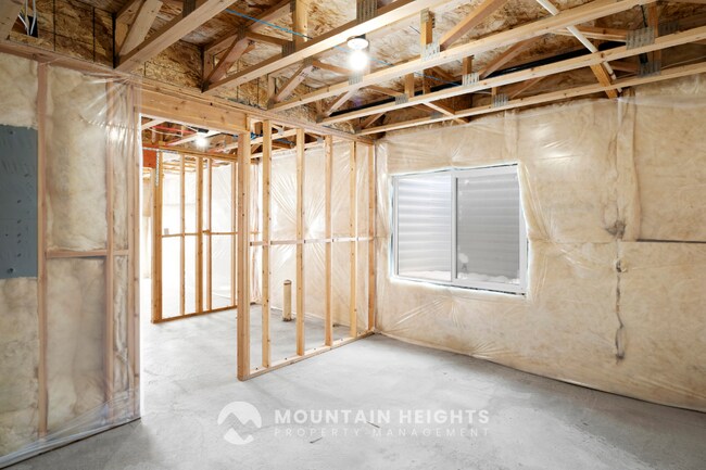 Building Photo - 2191 W Northridge Dr