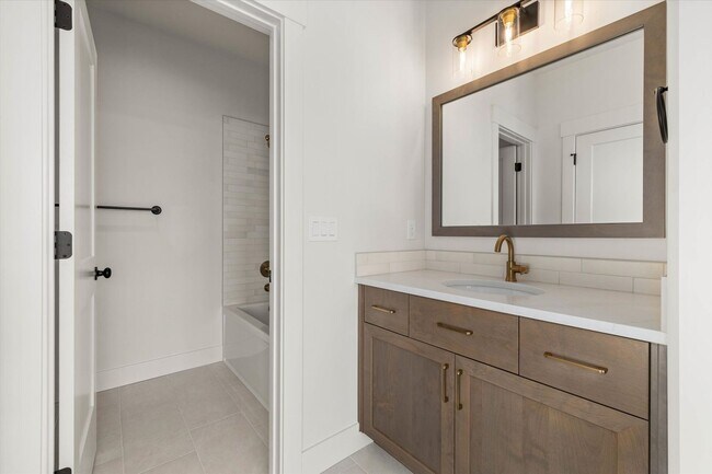 Building Photo - 4 Bedroom For Rent in The Estates of Dry Creek Ranch – Boise, Idaho