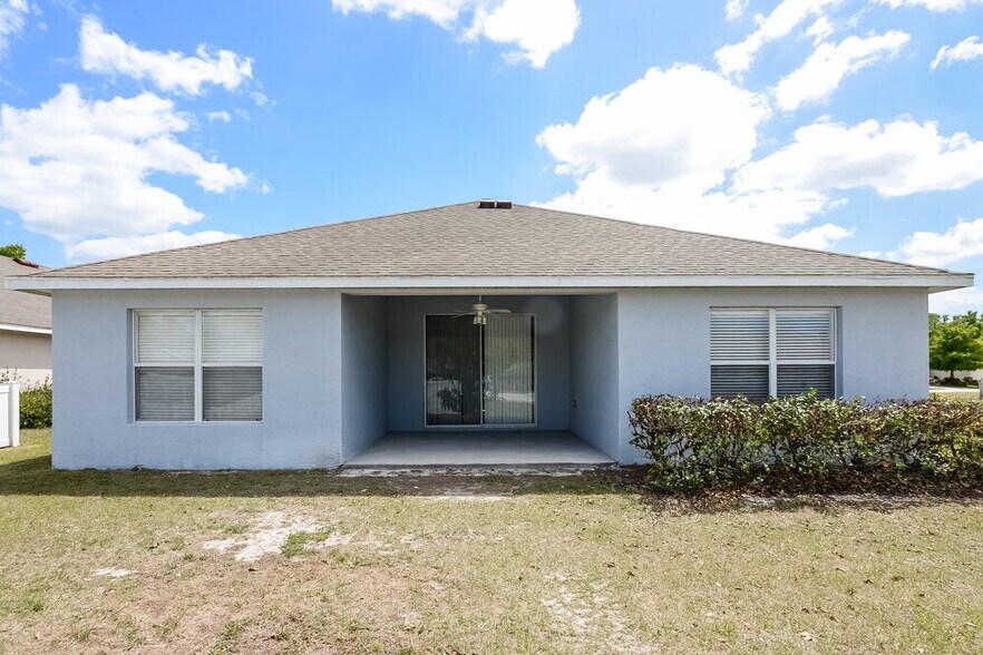 Building Photo - 12313 Ridgedale Dr