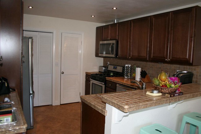 Building Photo - 33 Oxford