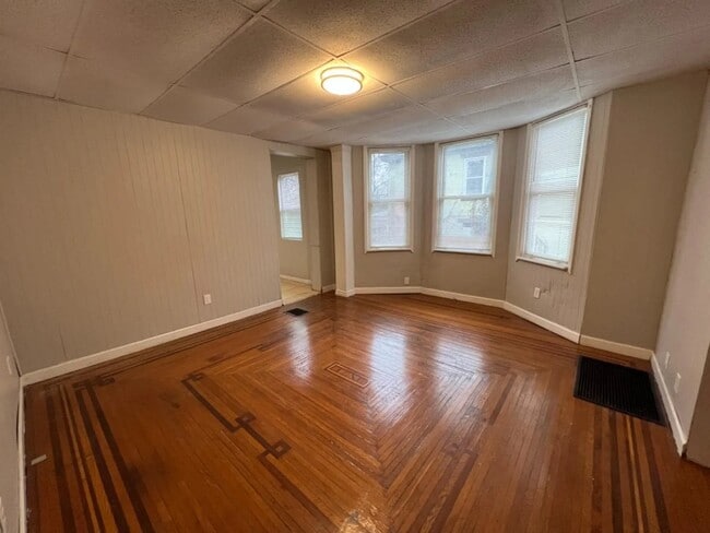 Building Photo - 1014 Parkson Pl