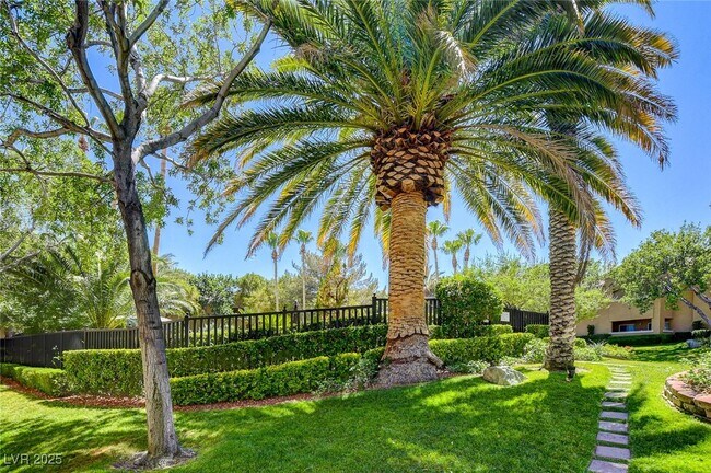 Building Photo - 1713 Sky of Red Dr