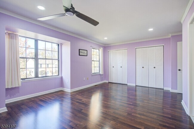 Building Photo - 75 Pear Tree Ln