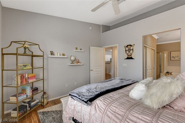 Building Photo - 656 Peachy Canyon Cir