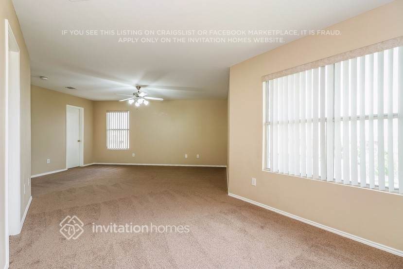 Building Photo - 8139 Mossberg Dr