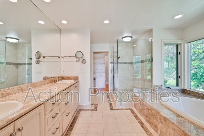 Building Photo - 15350 Norton Rd