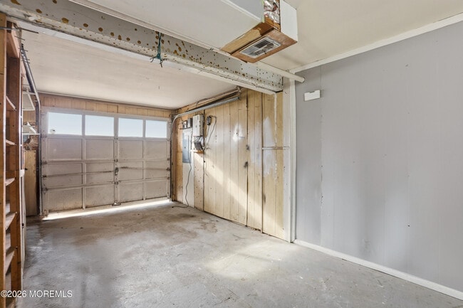 Building Photo - 1184 Dell St