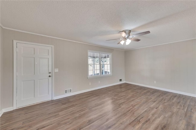 Building Photo - 161 William Bobo Dr
