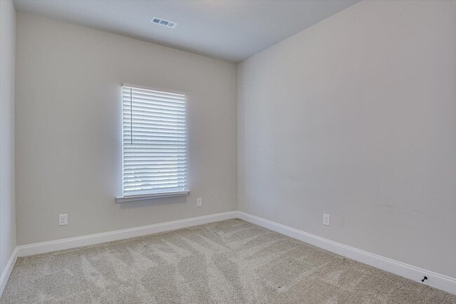 Building Photo - 1232 Gregory Landing Dr